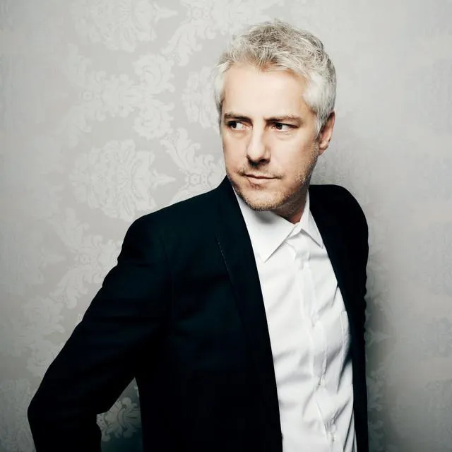 Stéphane Pompougnac Brand Page