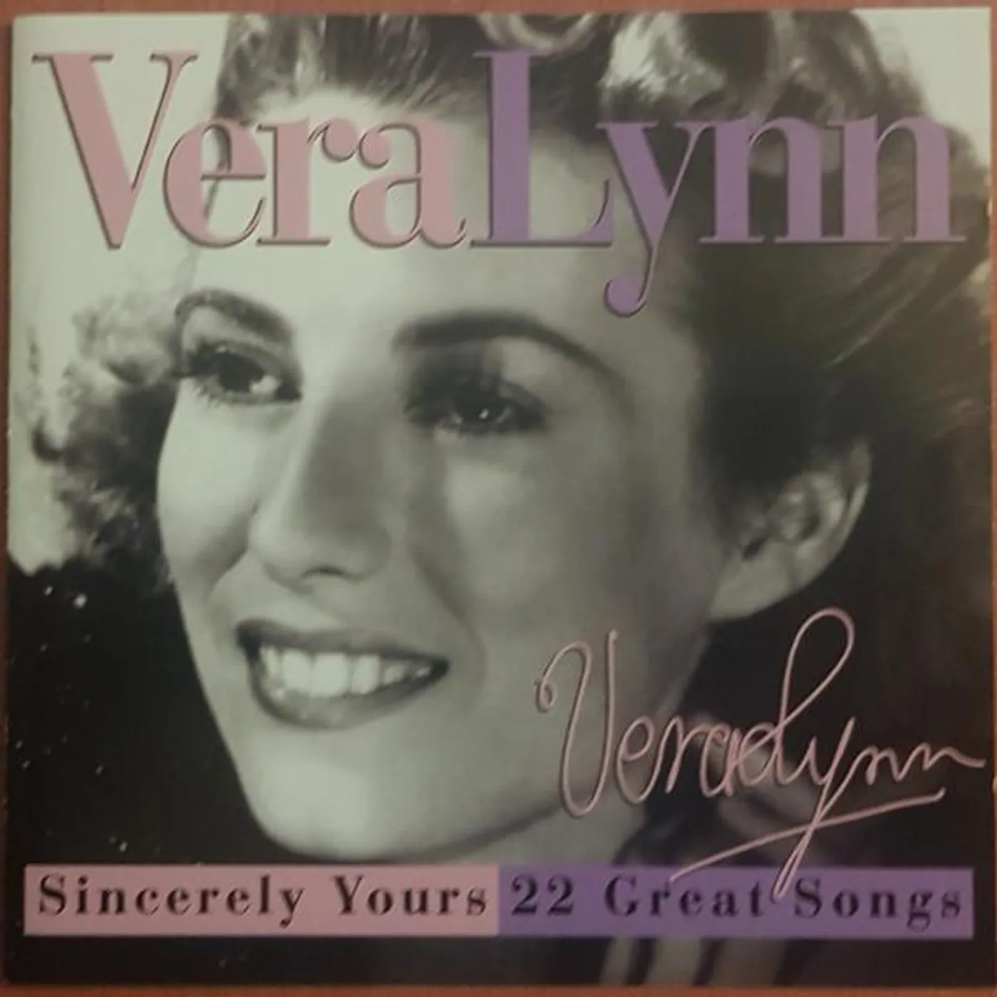Vera Lynn SINCERELY YOURS CD