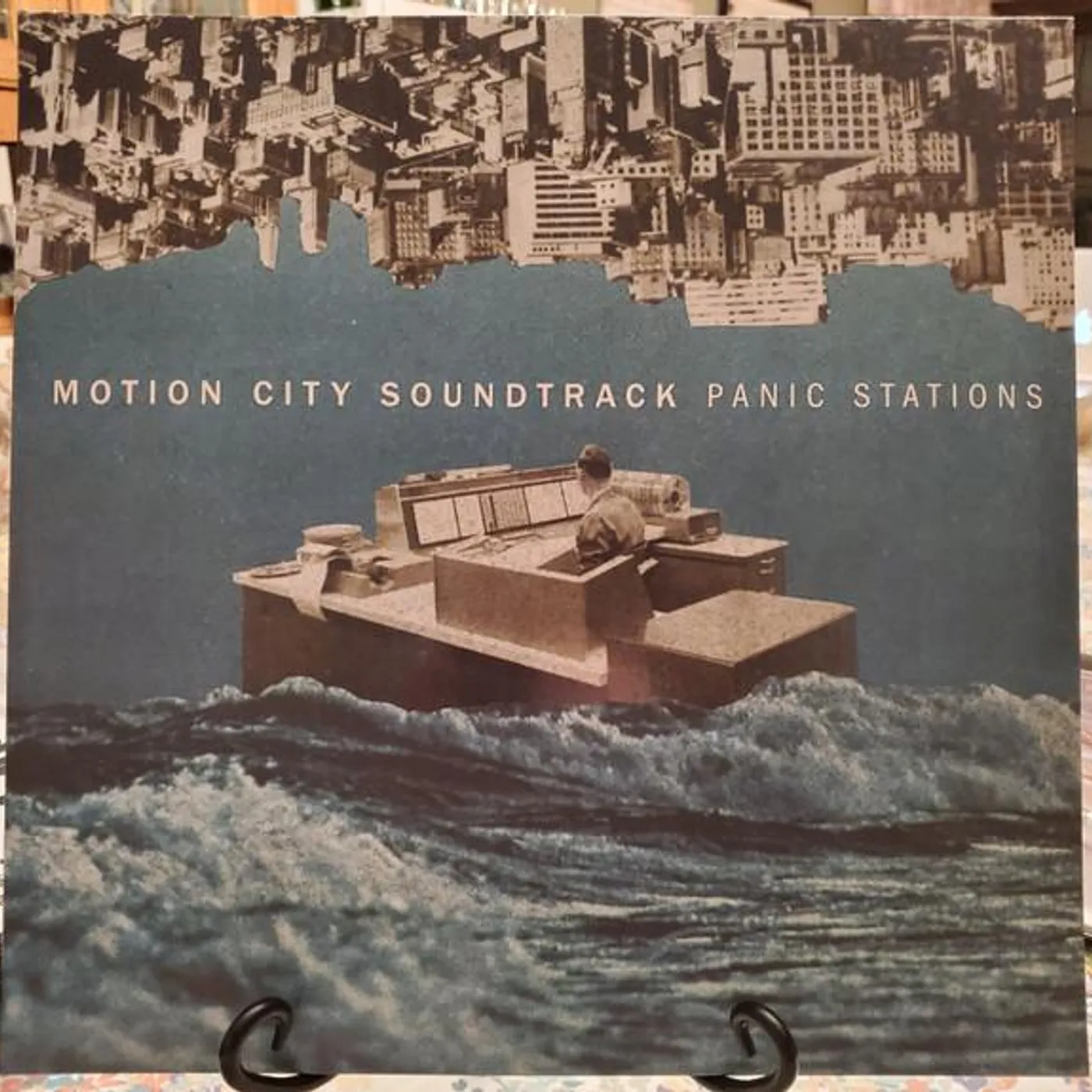 Motion City Soundtrack PANIC STATIONS (RED & WHITE VINYL) Vinyl Record