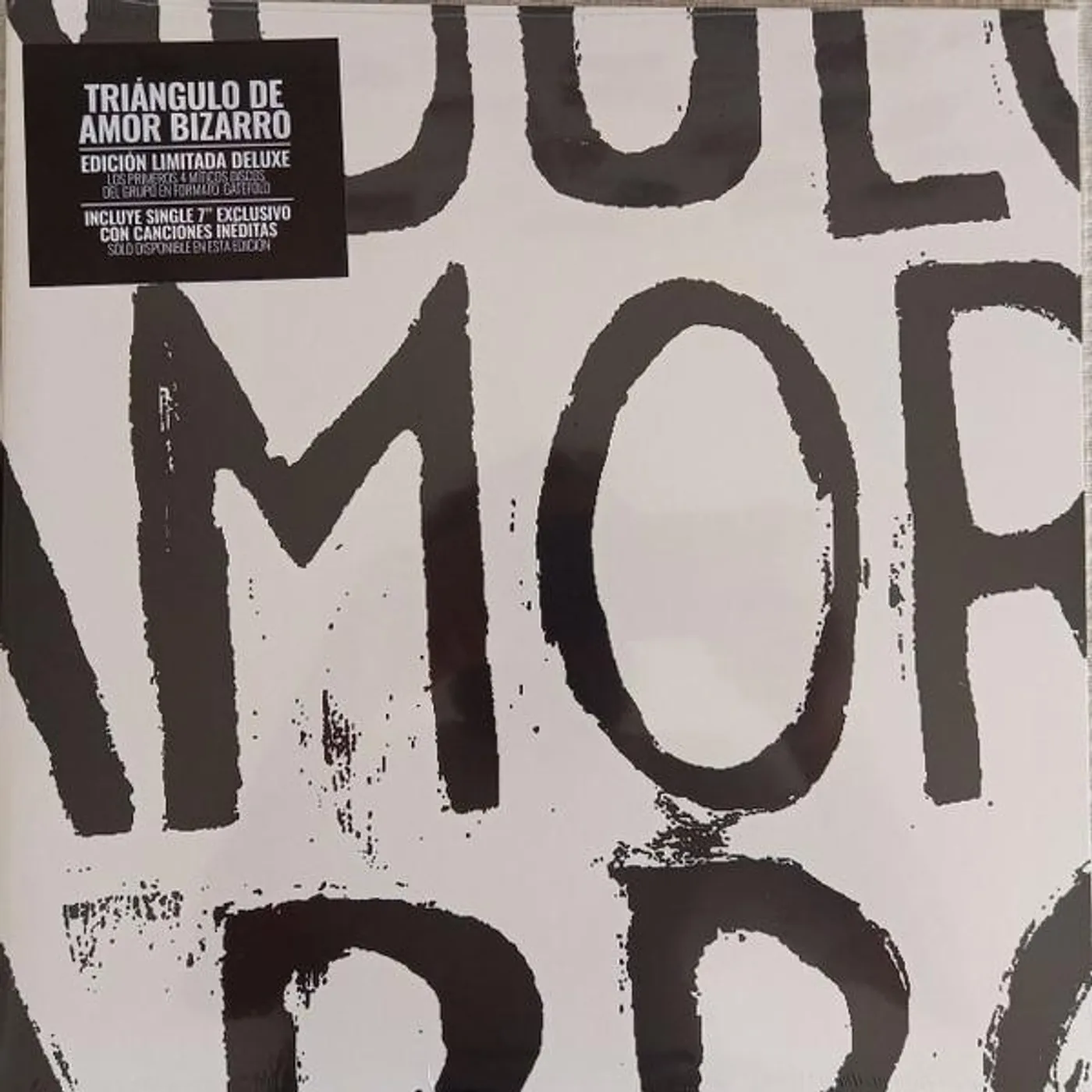 Triángulo de Amor Bizarro Vinyl Record