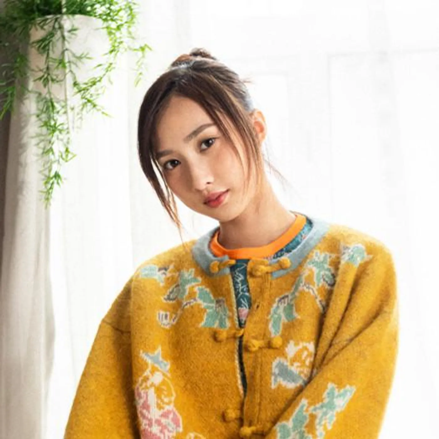 Yumi 鍾柔美 Brand Page