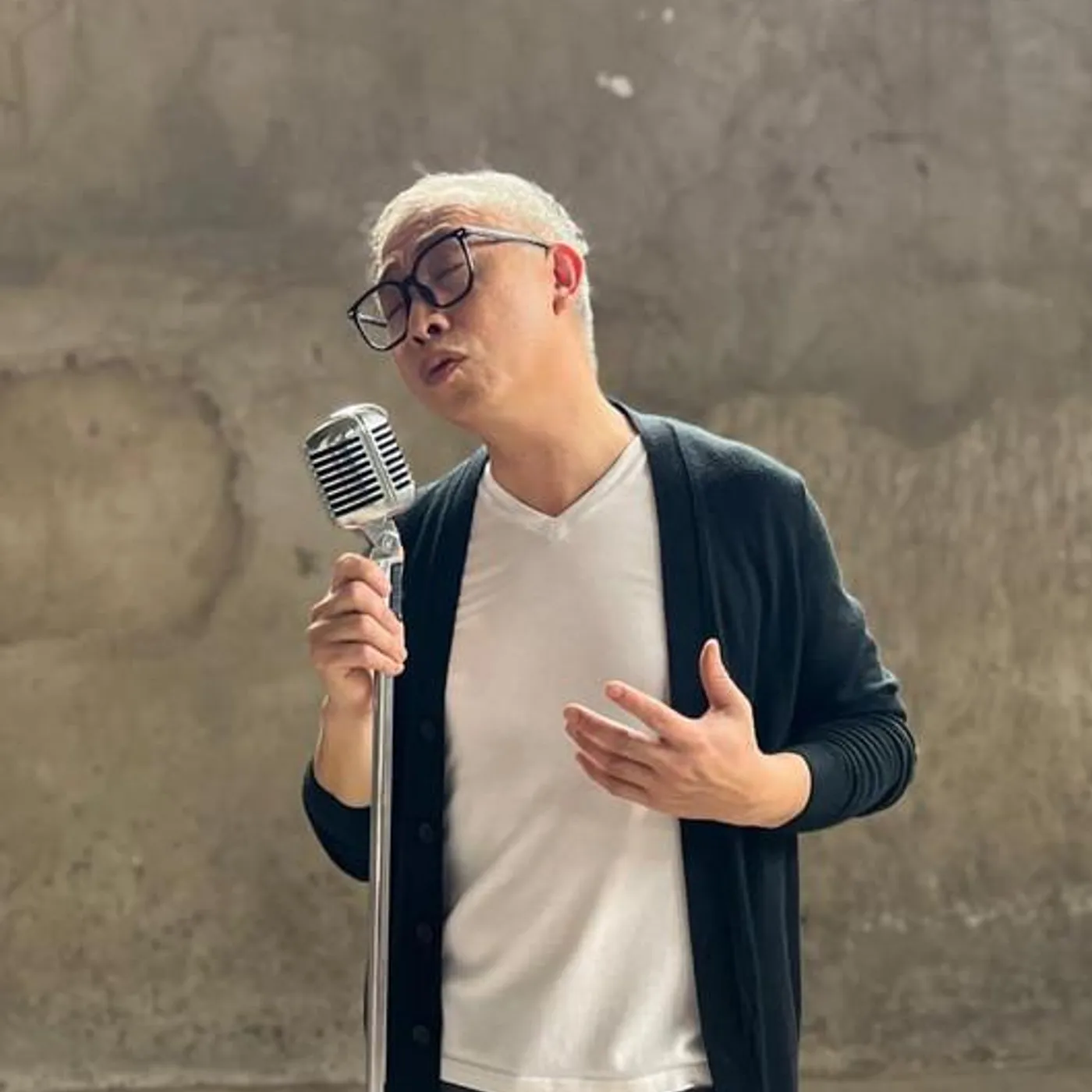 Phạm Hoài Nam Brand Page