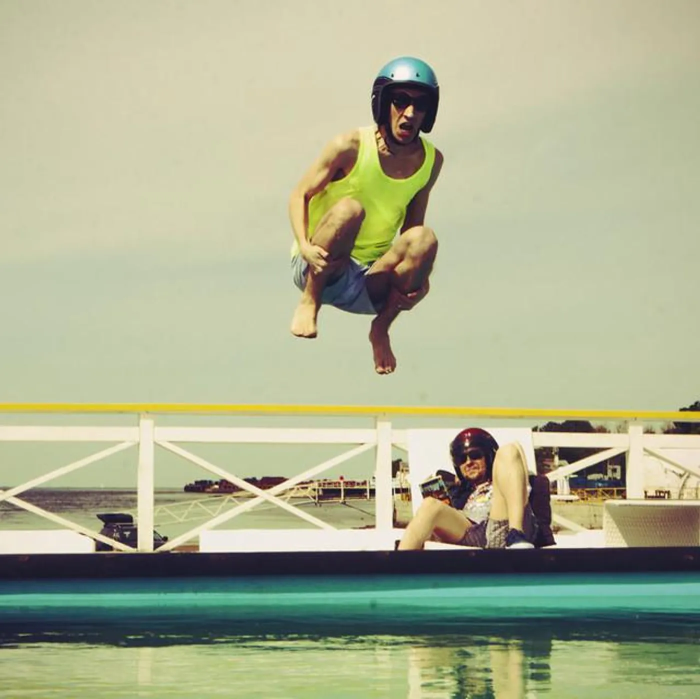 130 по встречной на старенькой Vespa