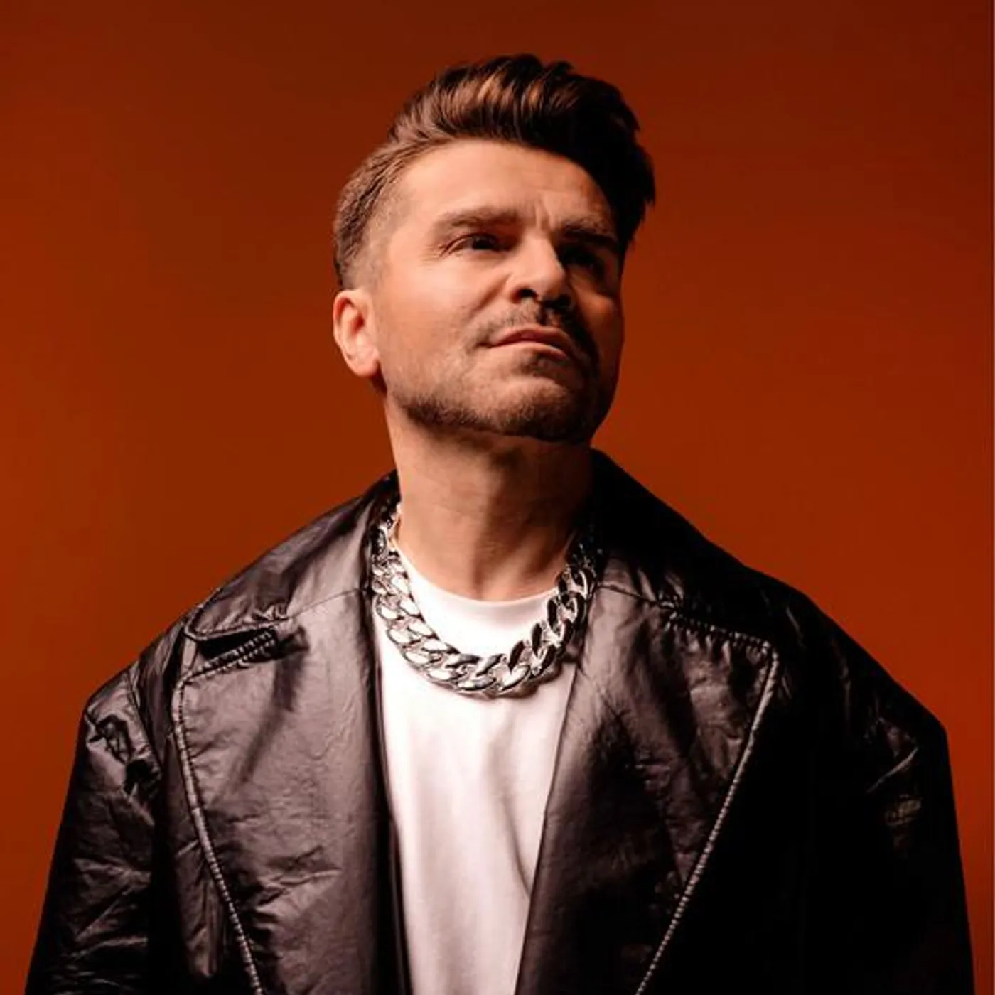 Łukasz Zagrobelny Brand Page