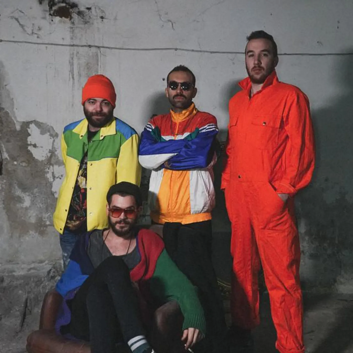 Öfkeli Kalabalık Brand Page