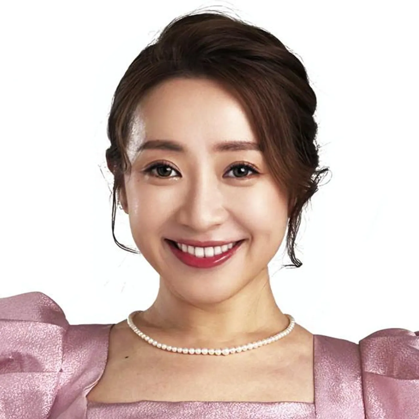 Queenzy Cheng 莊群施