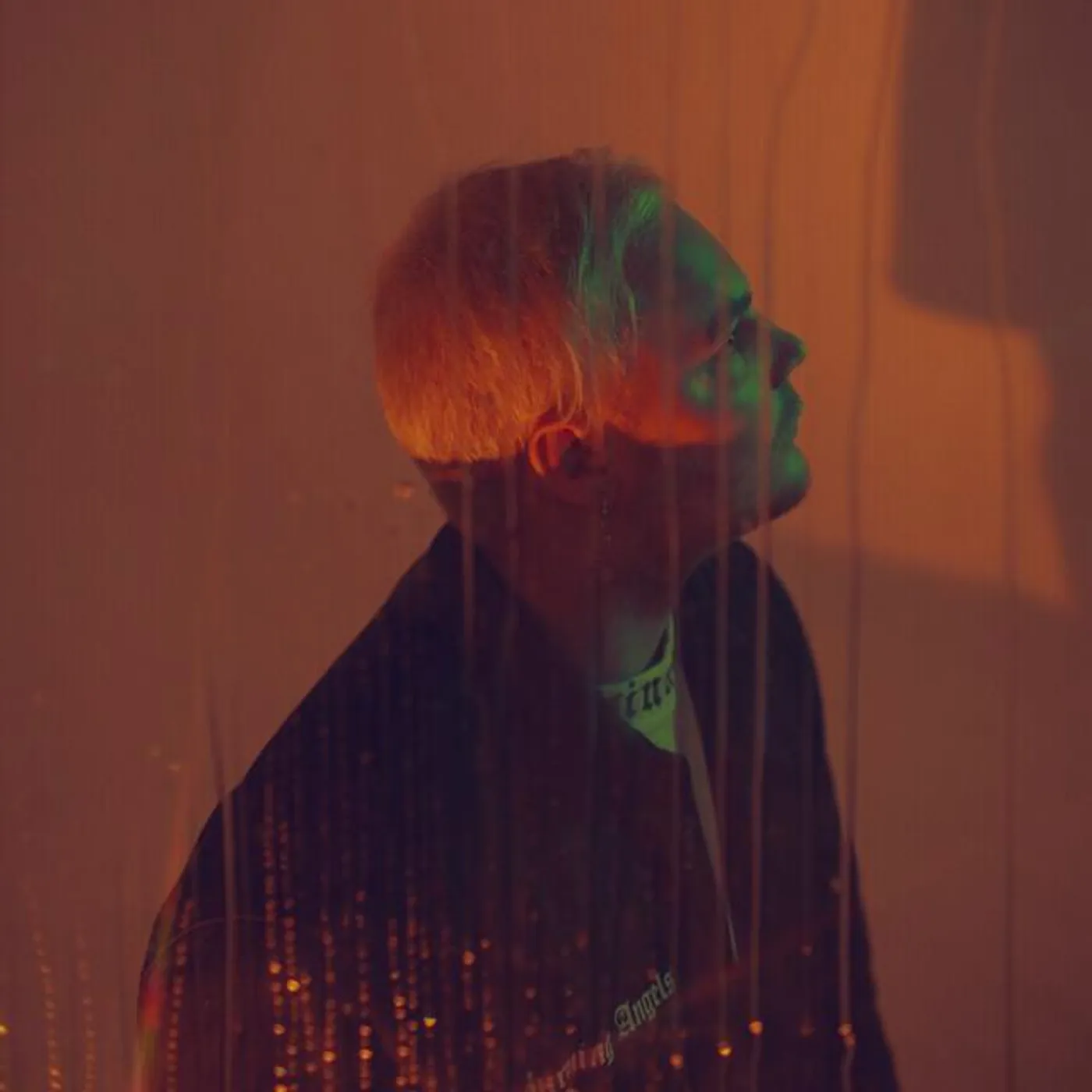 Комуто Херовато Brand Page