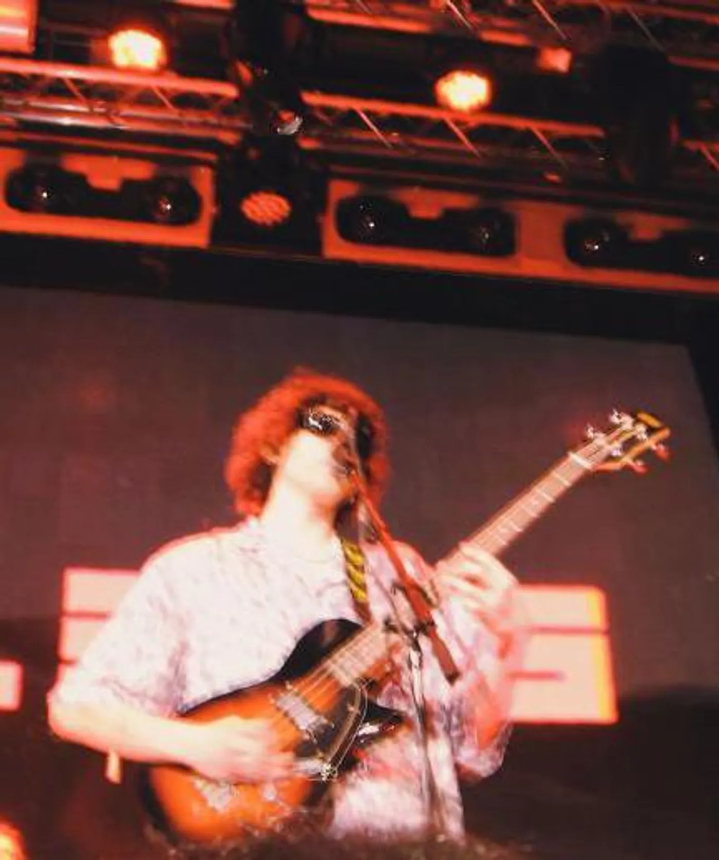 Скажи щось погане