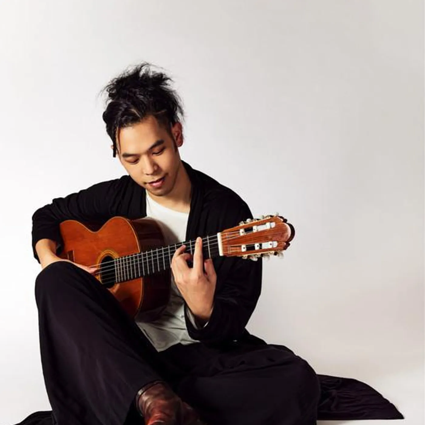 秋田勇魚 Brand Page