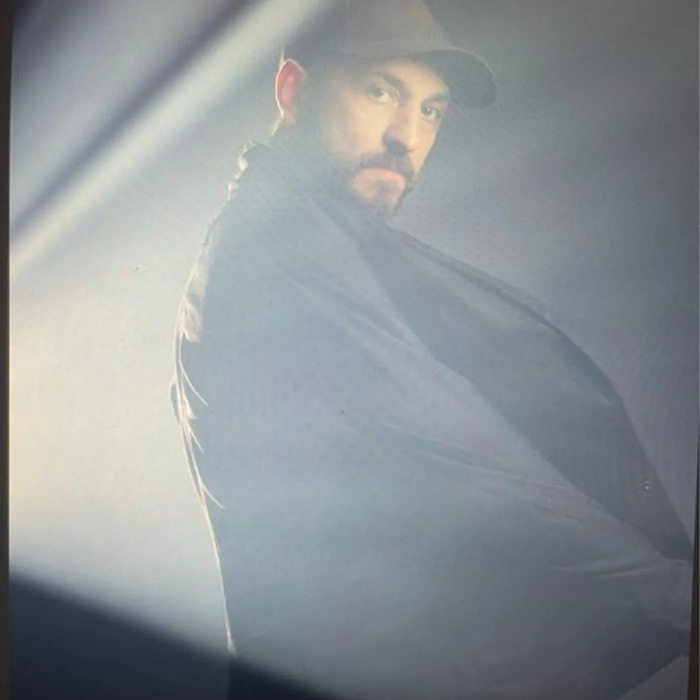 სტეფანე • Stephane