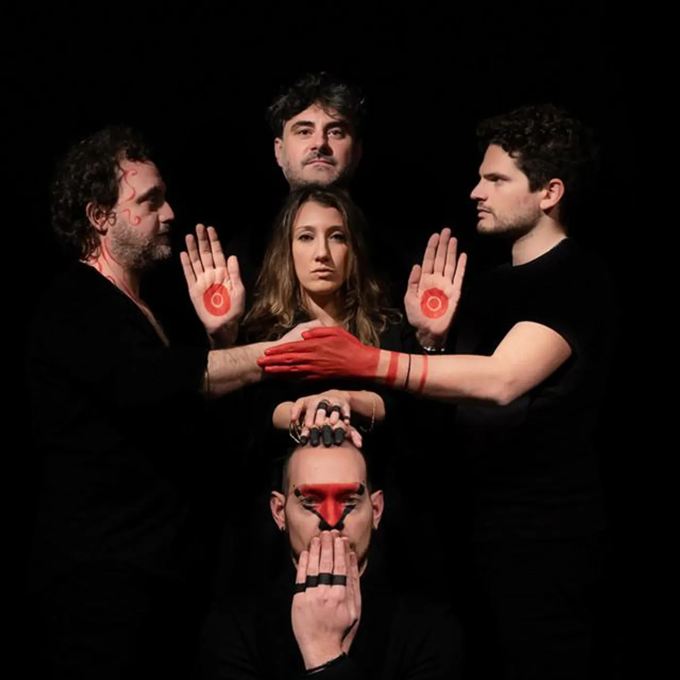 AZULⴰⵣⵓⵍ Brand Page