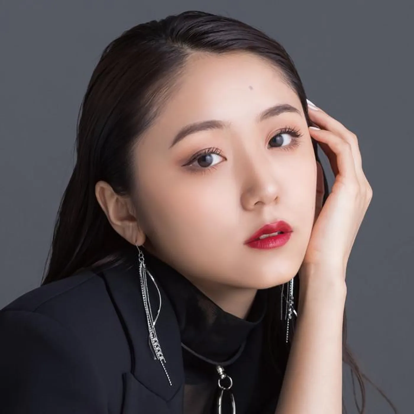 室田瑞希 Brand Page