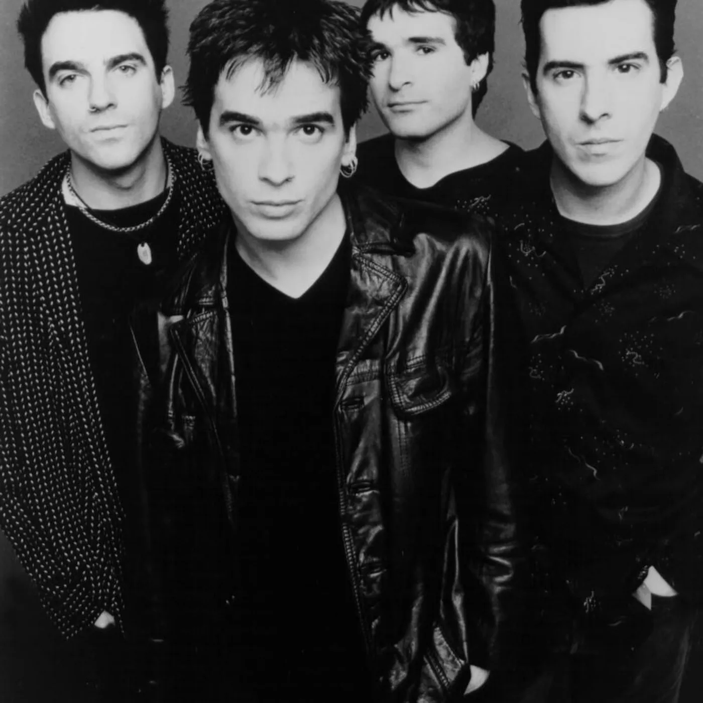 3 Colours Red Brand Page