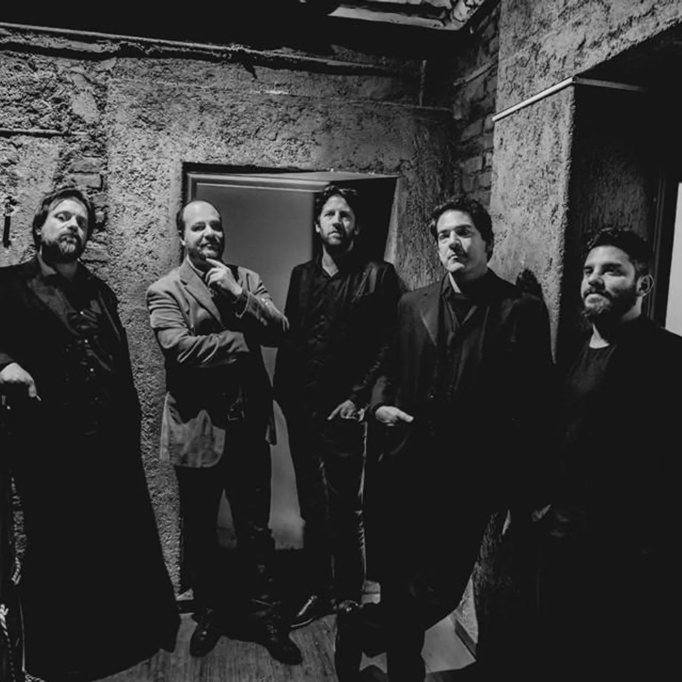 34 Puñaladas Brand Page