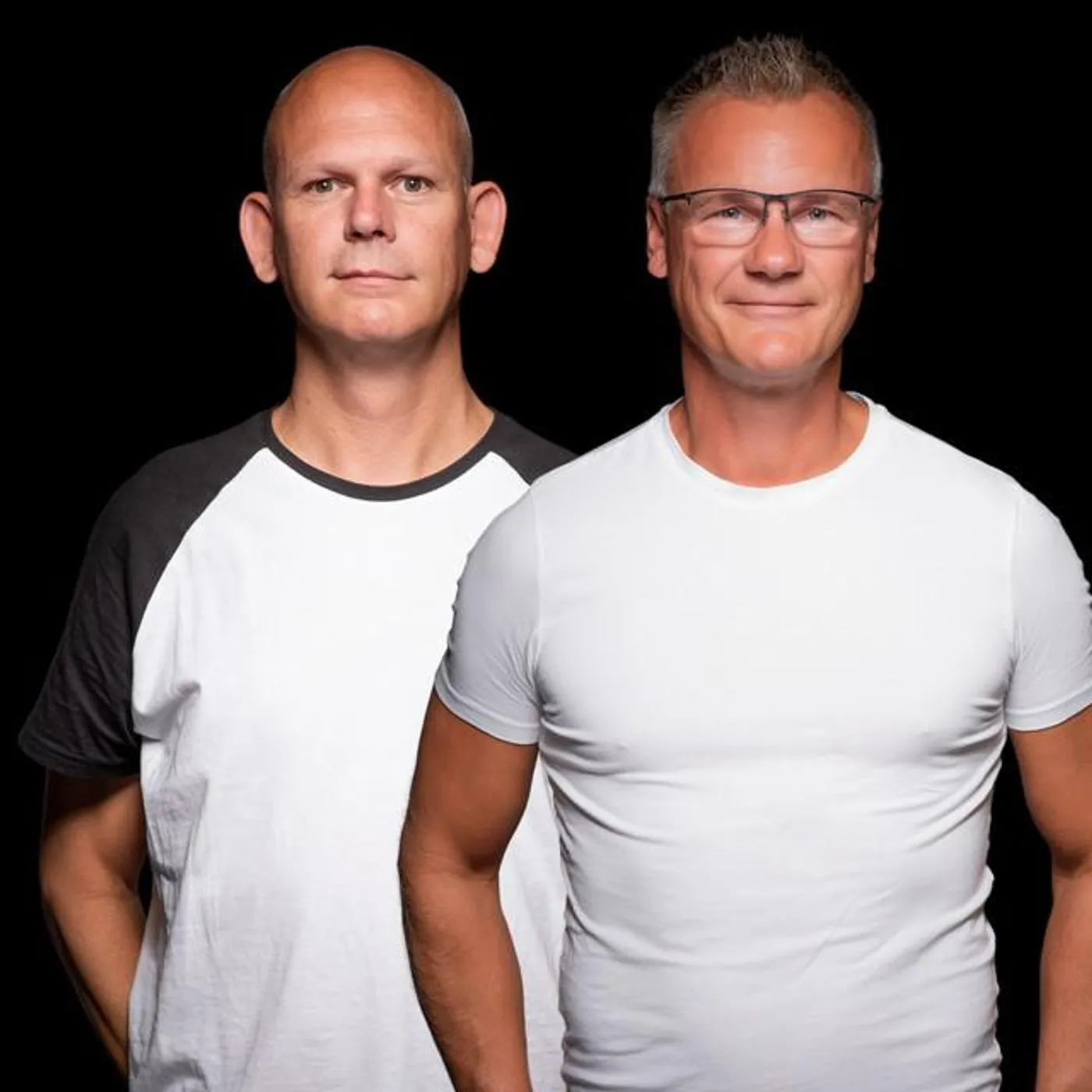 4 Strings Brand Page