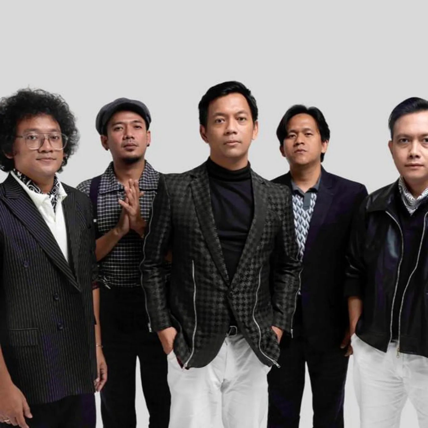 D’MASIV Brand Page