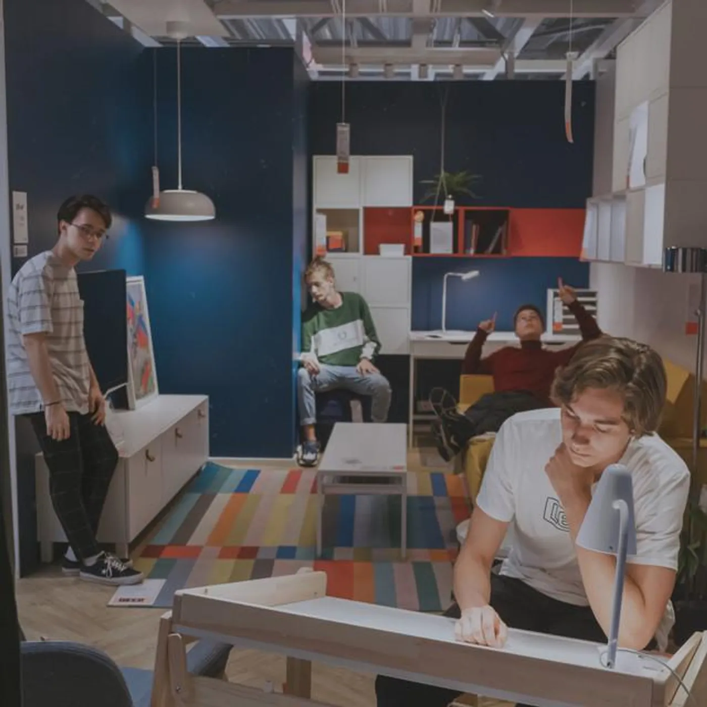 Вокруг фонарного столба