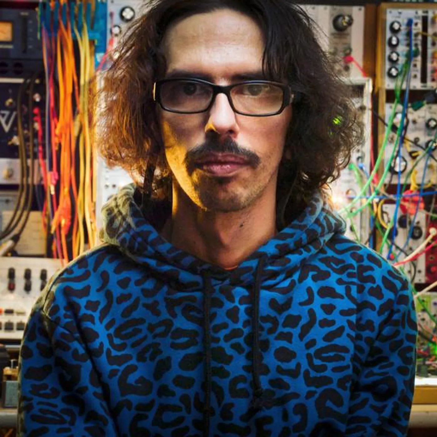 Tunç Çakır Brand Page