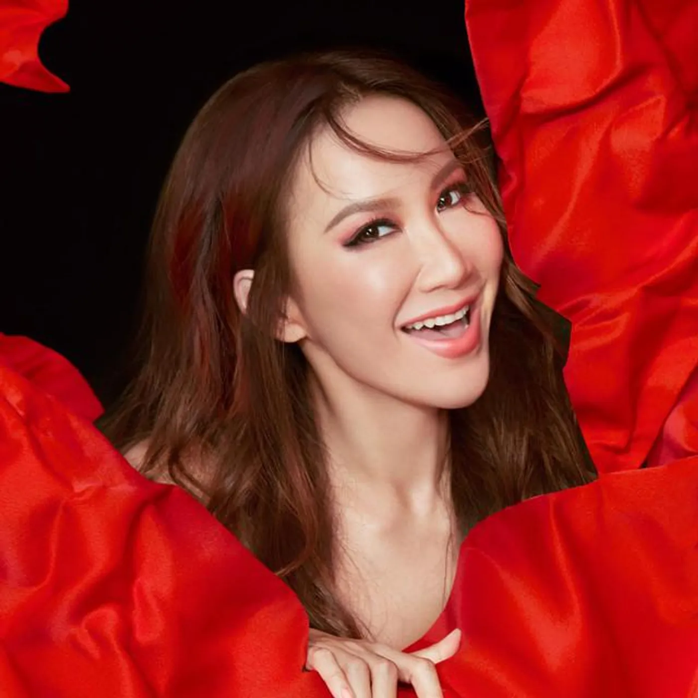CoCo Lee Brand Page