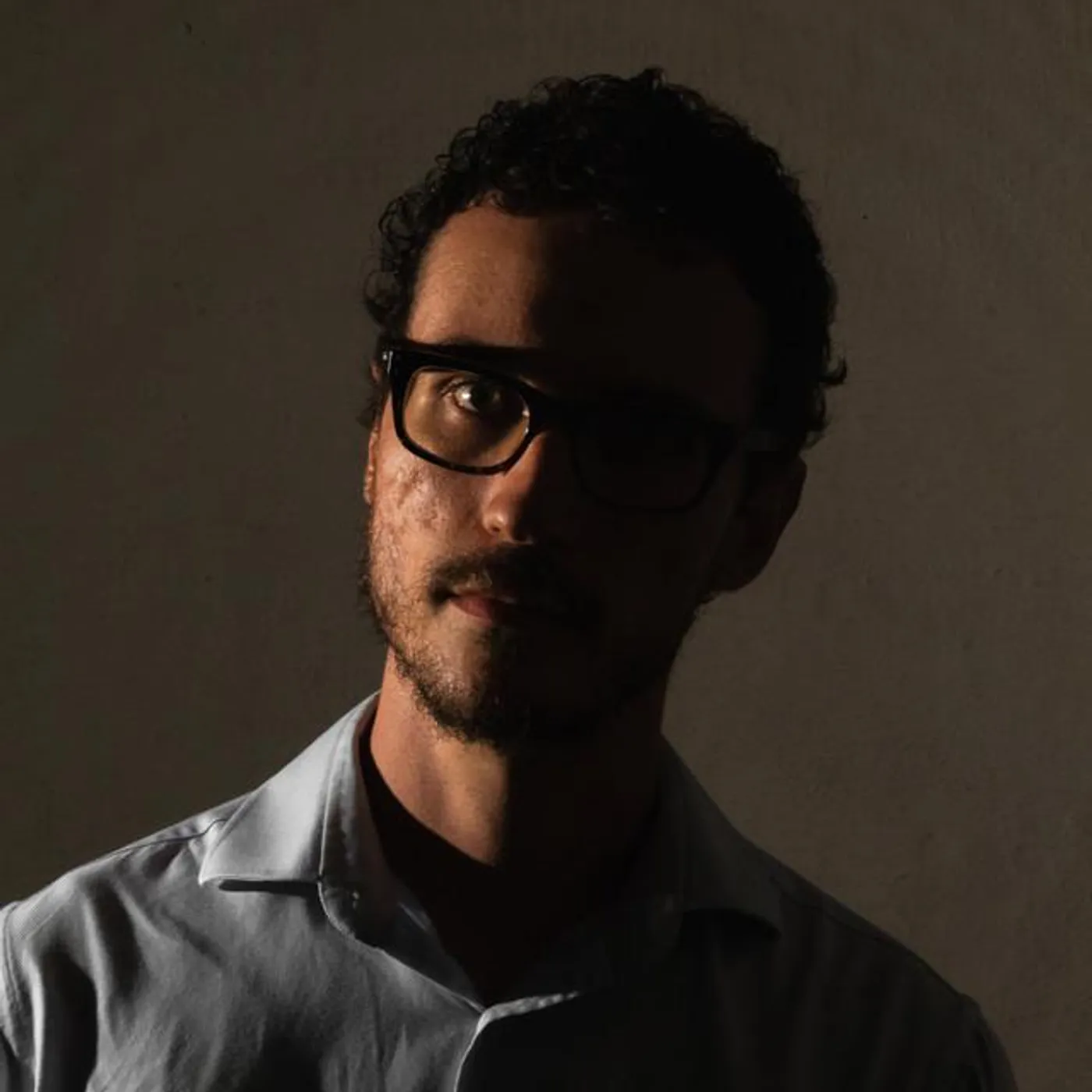 Caio Facó Brand Page