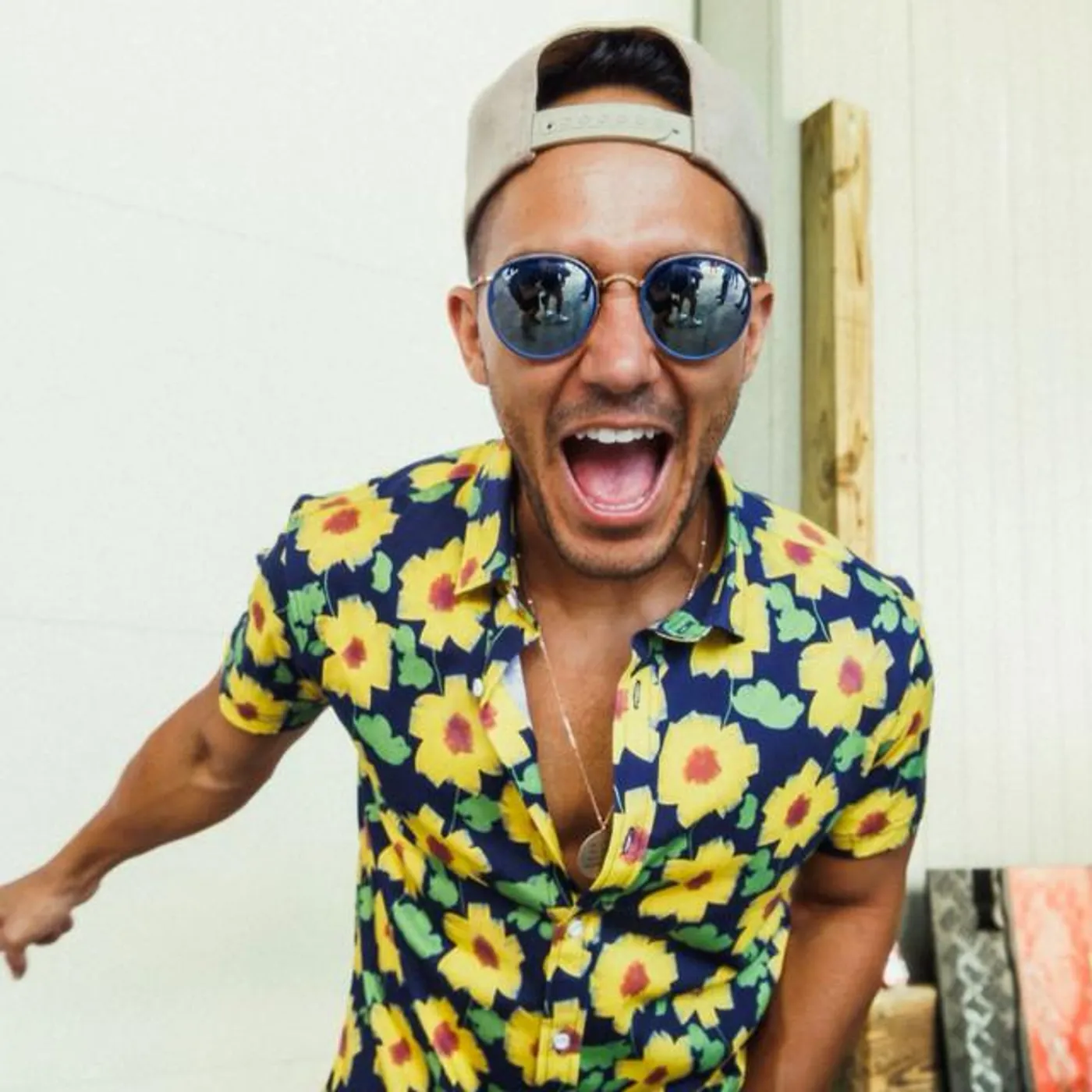 Carlos Pena Vega Brand Page