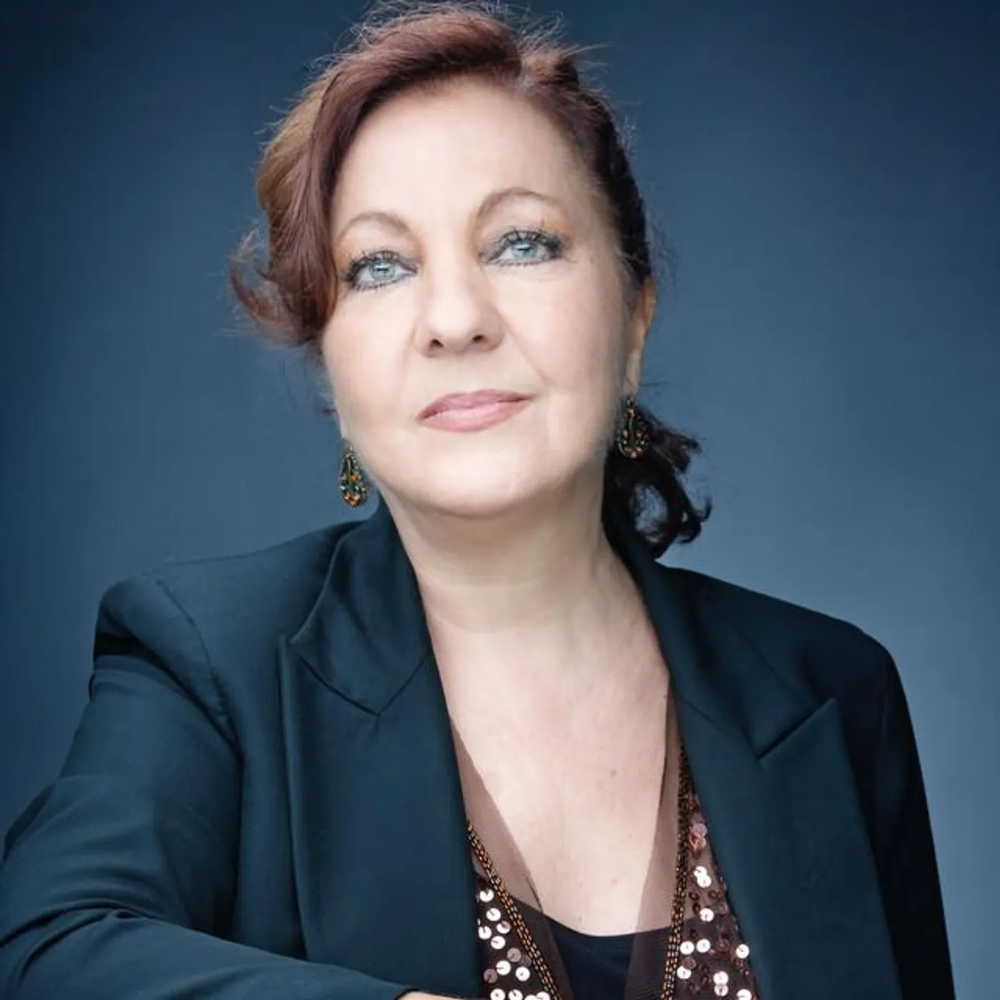 Carmen Linares Brand Page