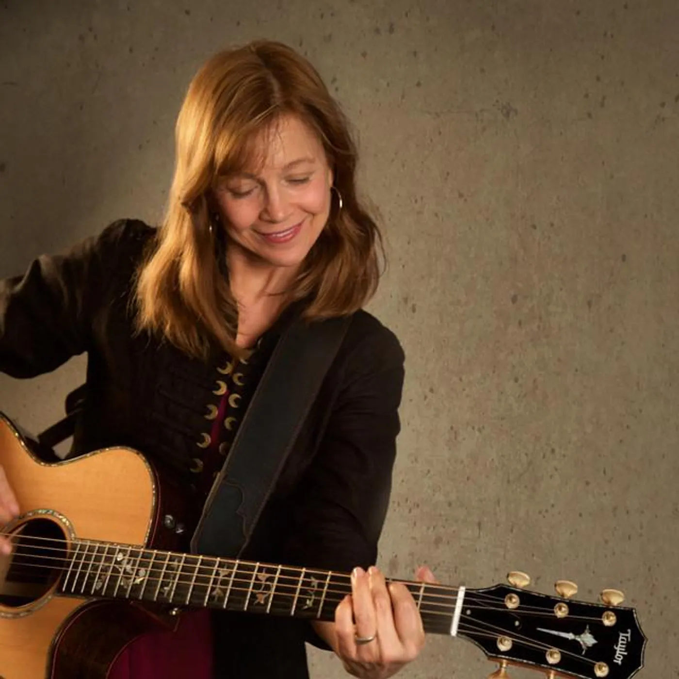 Carrie Newcomer Brand Page