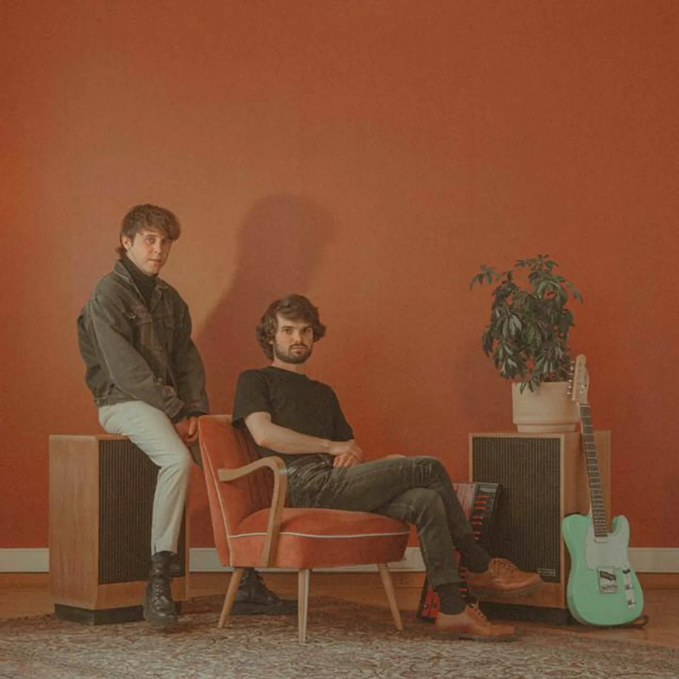 Chambre 317 Brand Page