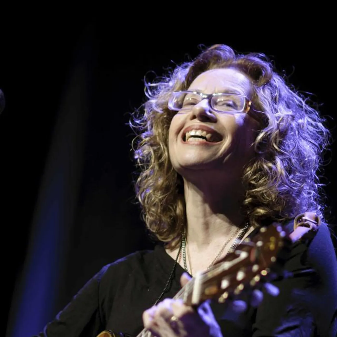 Chava Alberstein Brand Page