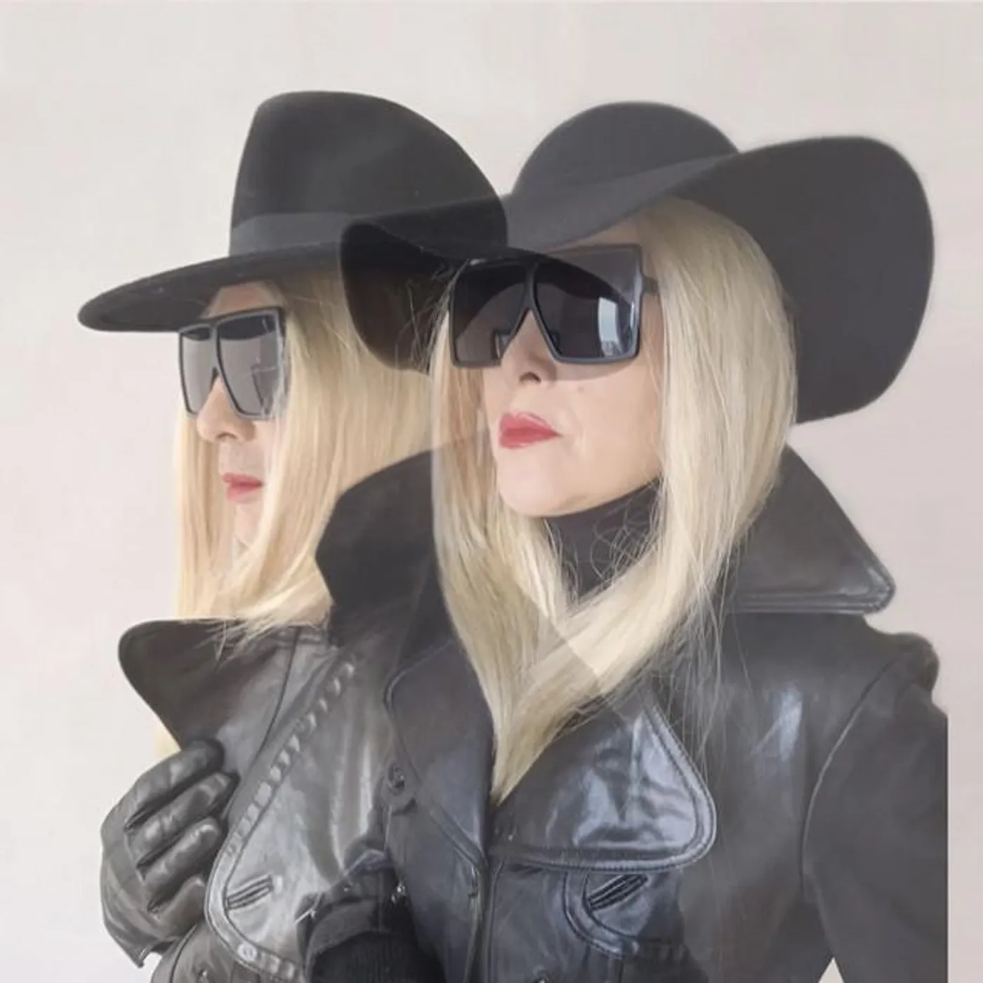 Chico y Chica Brand Page