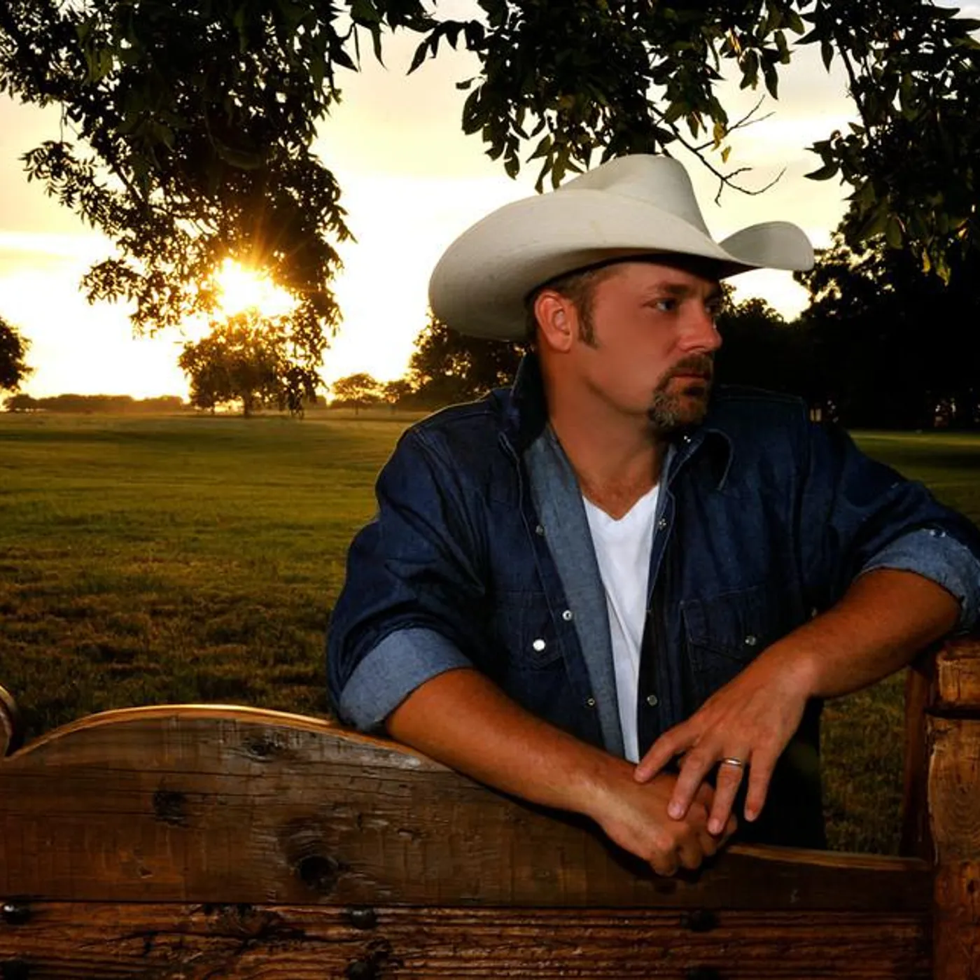 Chris Cagle Brand Page