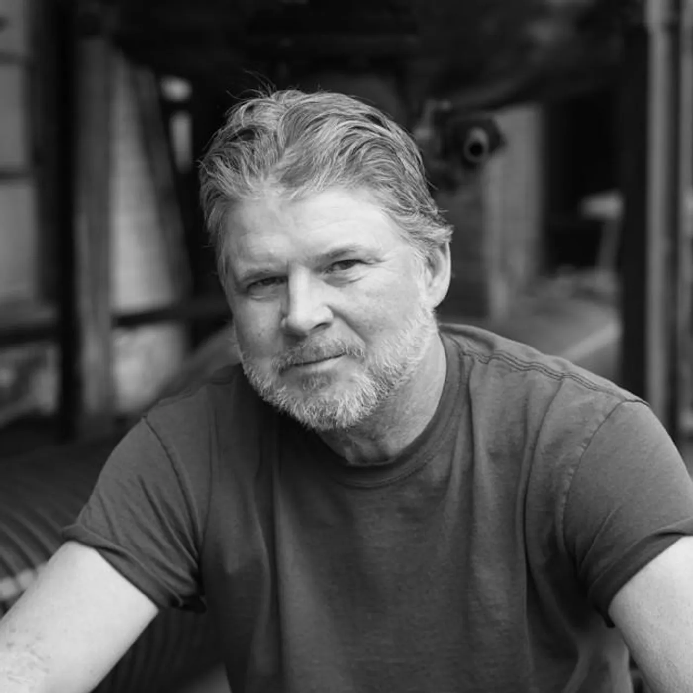 Chris Knight Brand Page