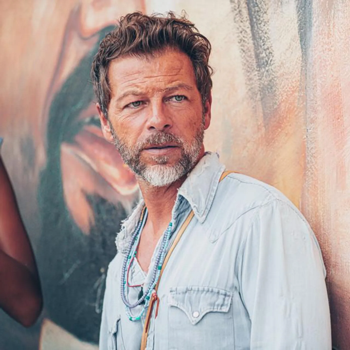 Christophe Maé Brand Page