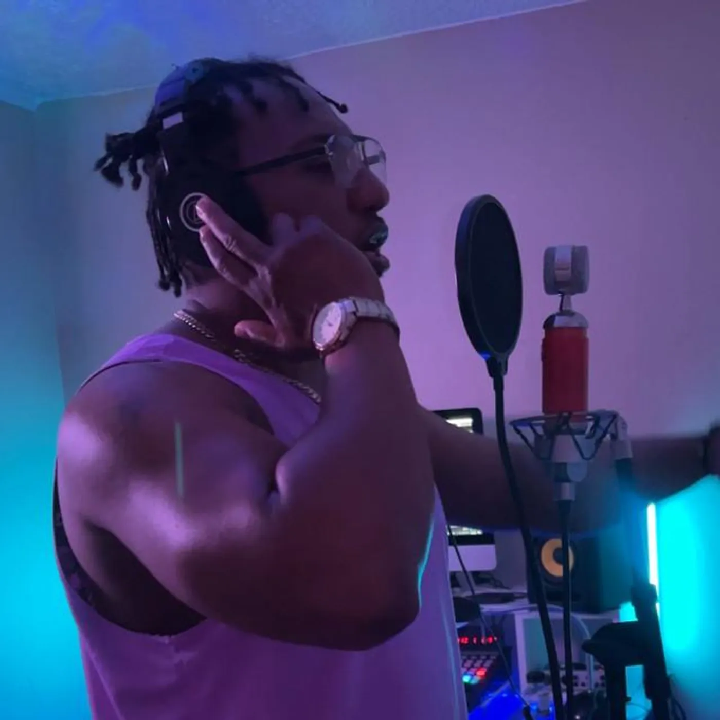 CJ CASTRO EL PIONERO