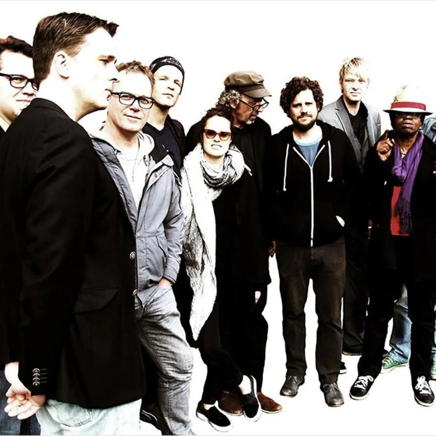 Club des Belugas Brand Page