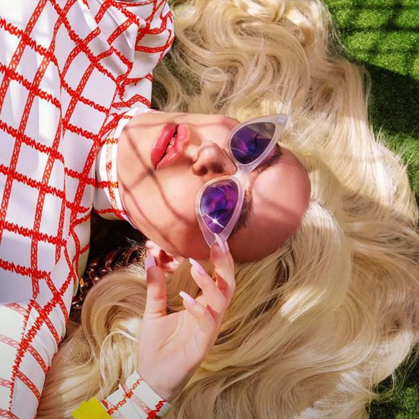 Clairy Browne Brand Page