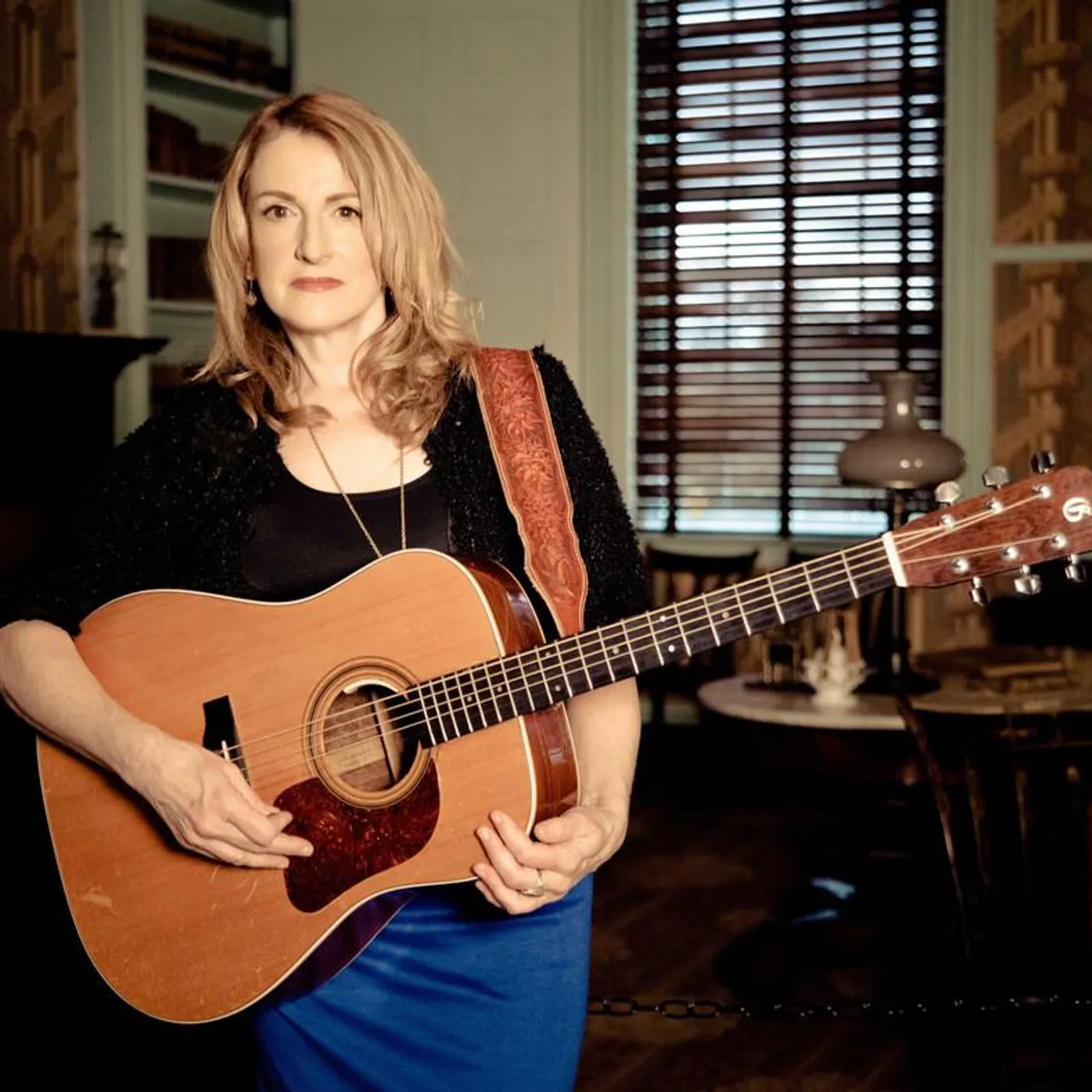 Claire Lynch Brand Page