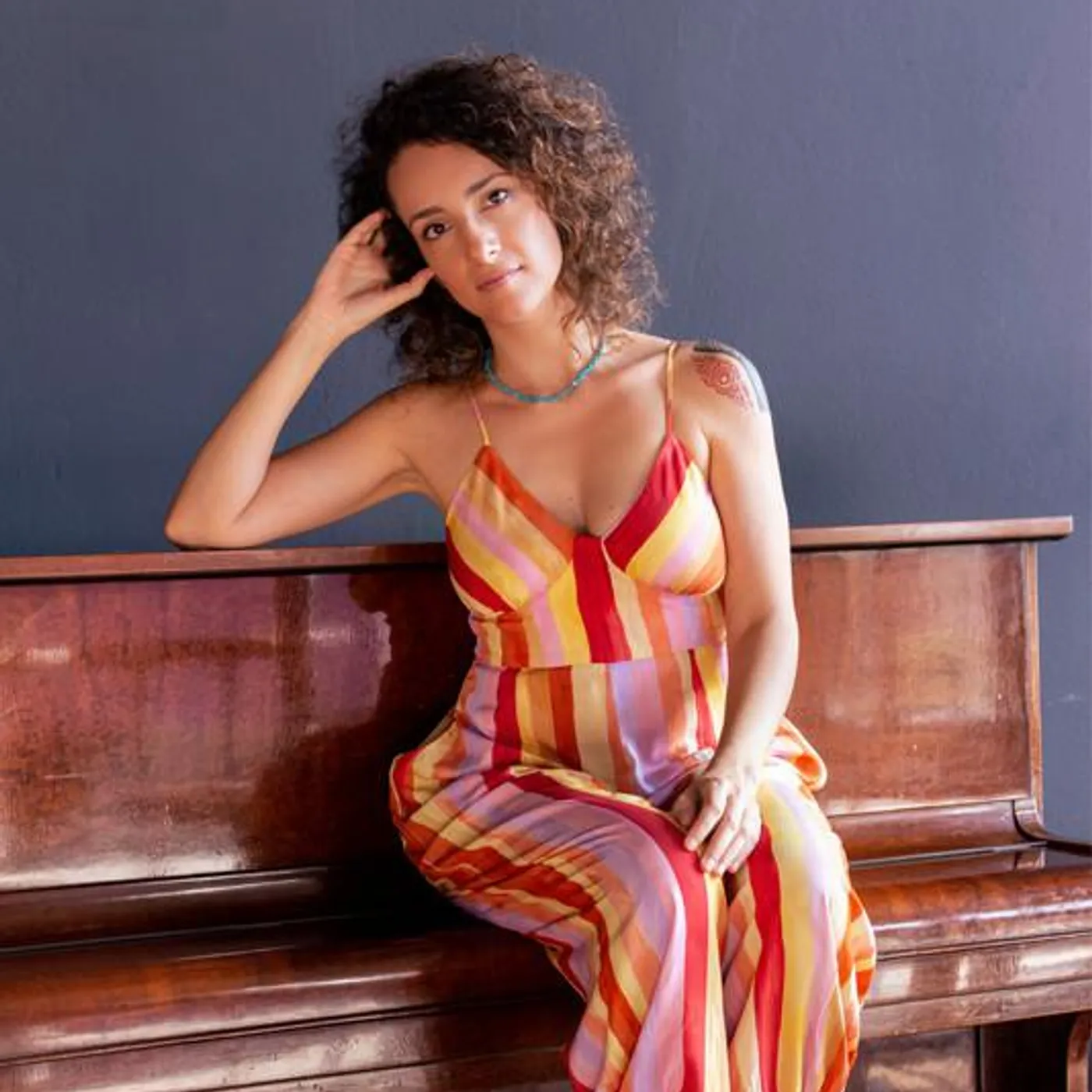 Claudia Castelo Branco Brand Page