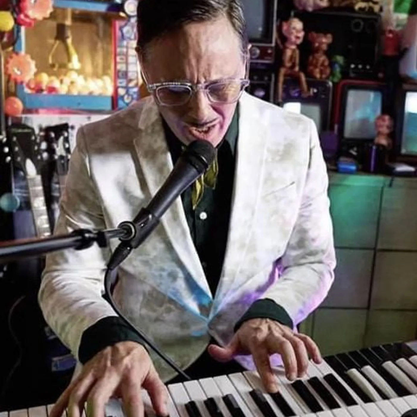 Clint Maedgen Brand Page