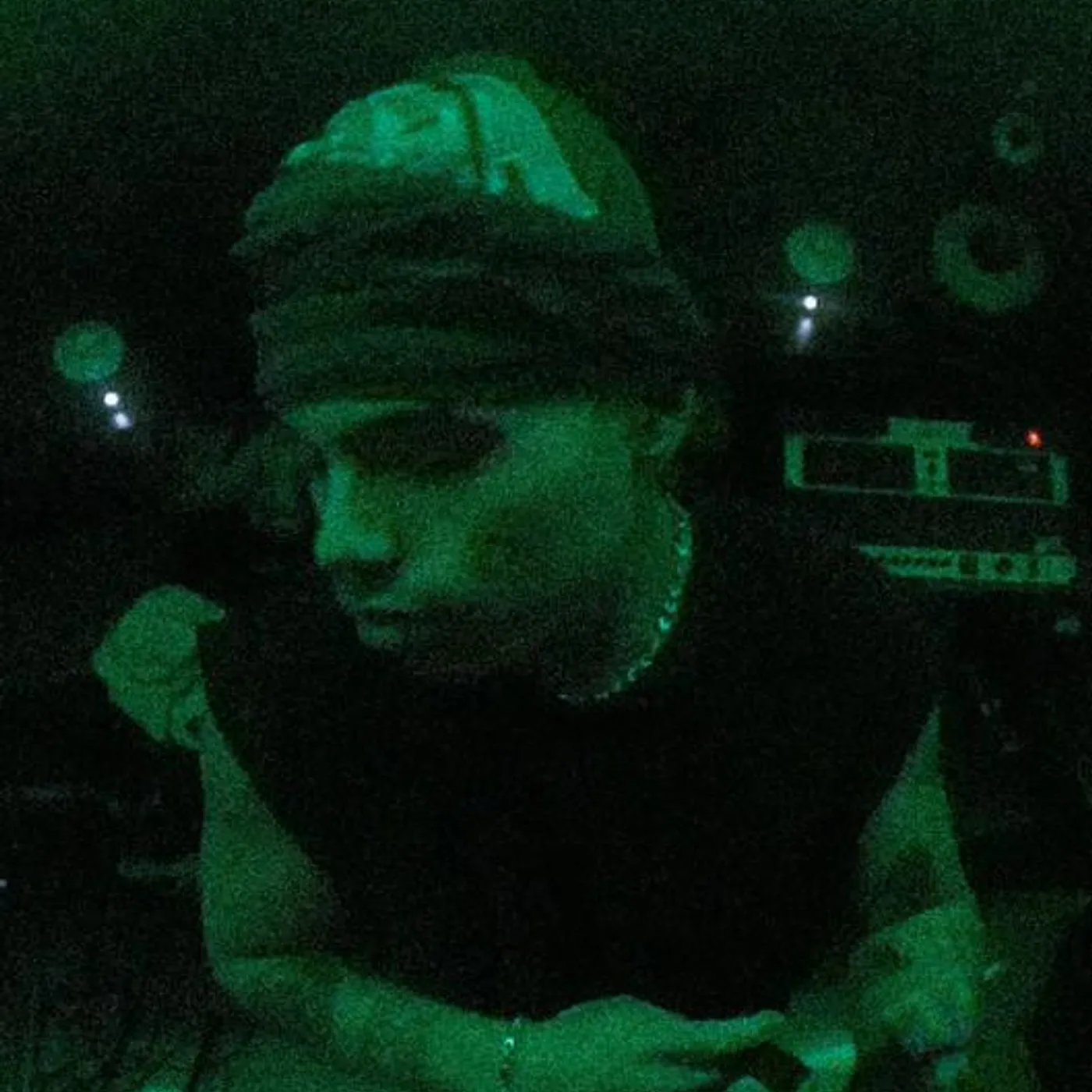 Cris Dinero Brand Page