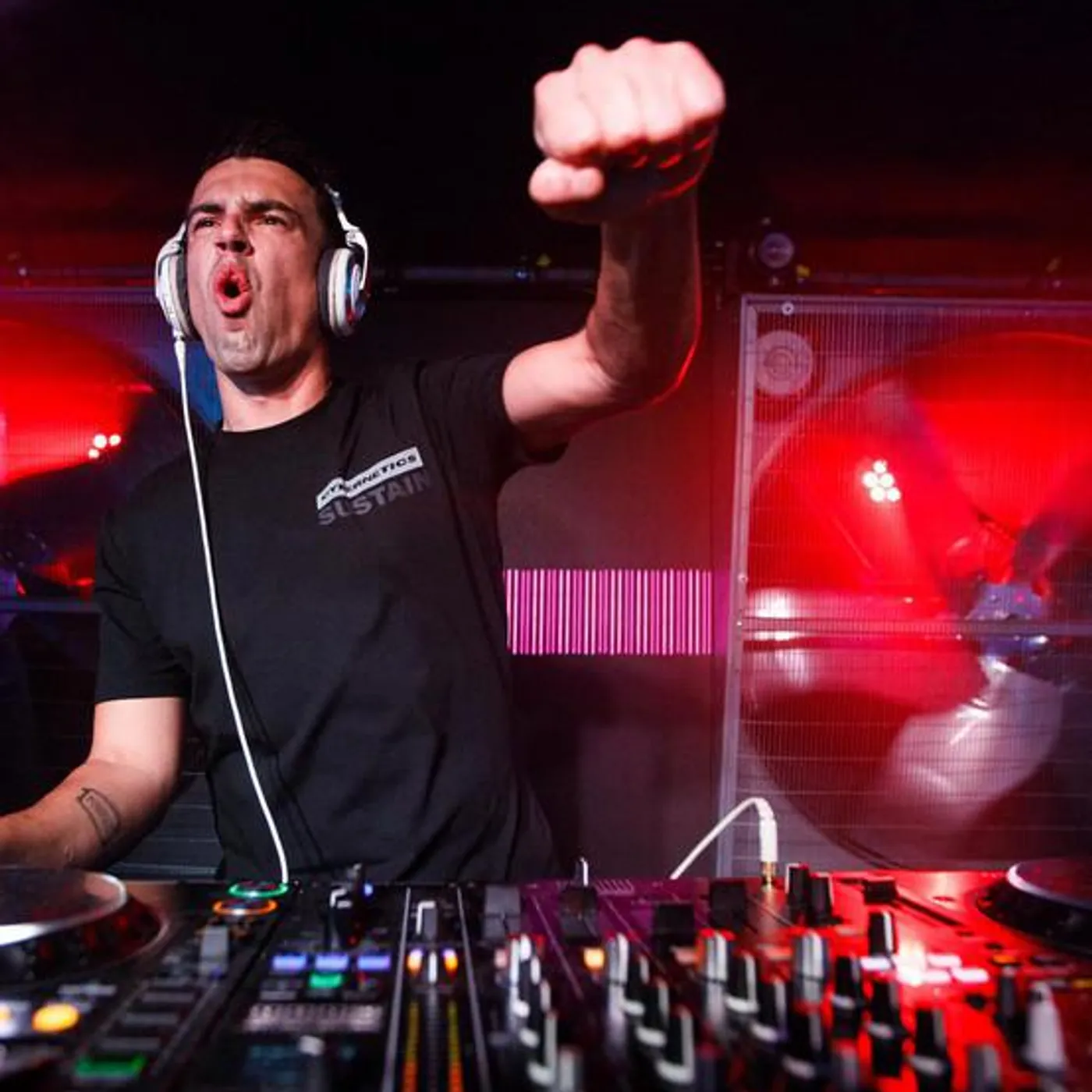 Crossfight Brand Page