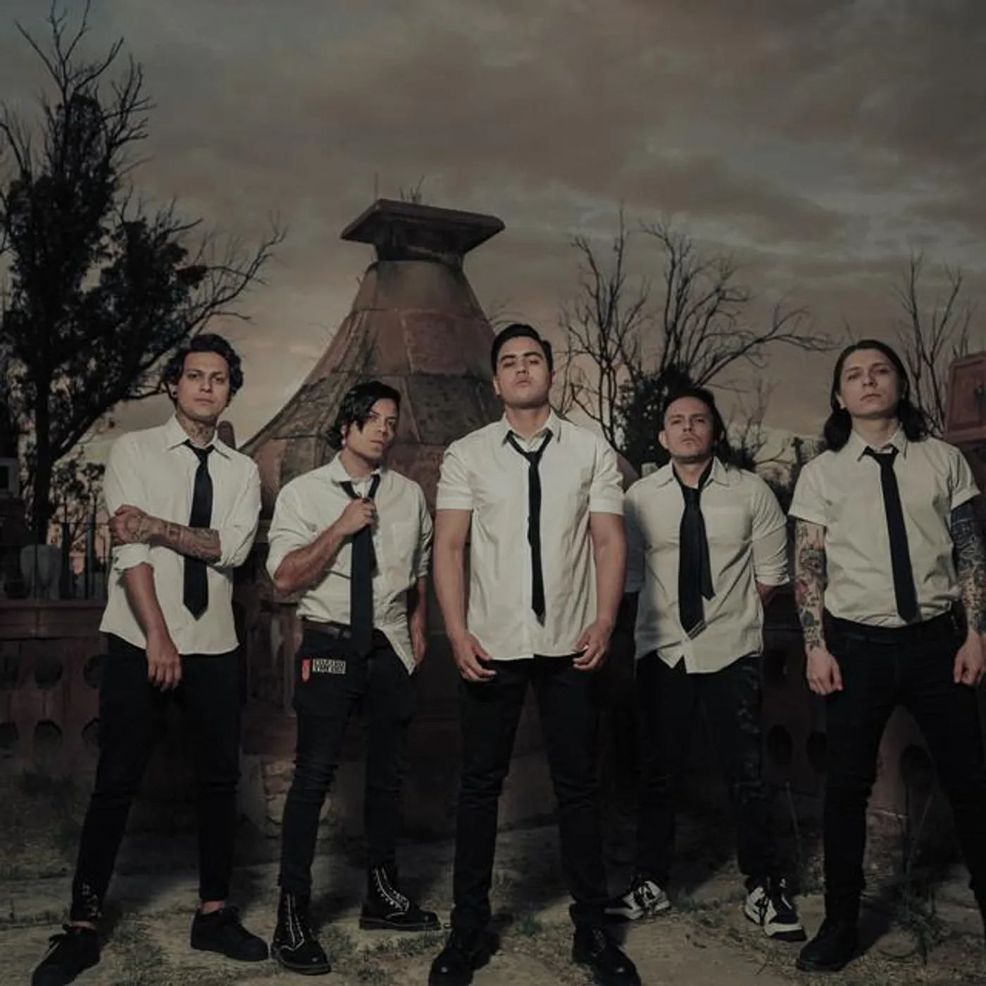 Cuatro y Medio Brand Page