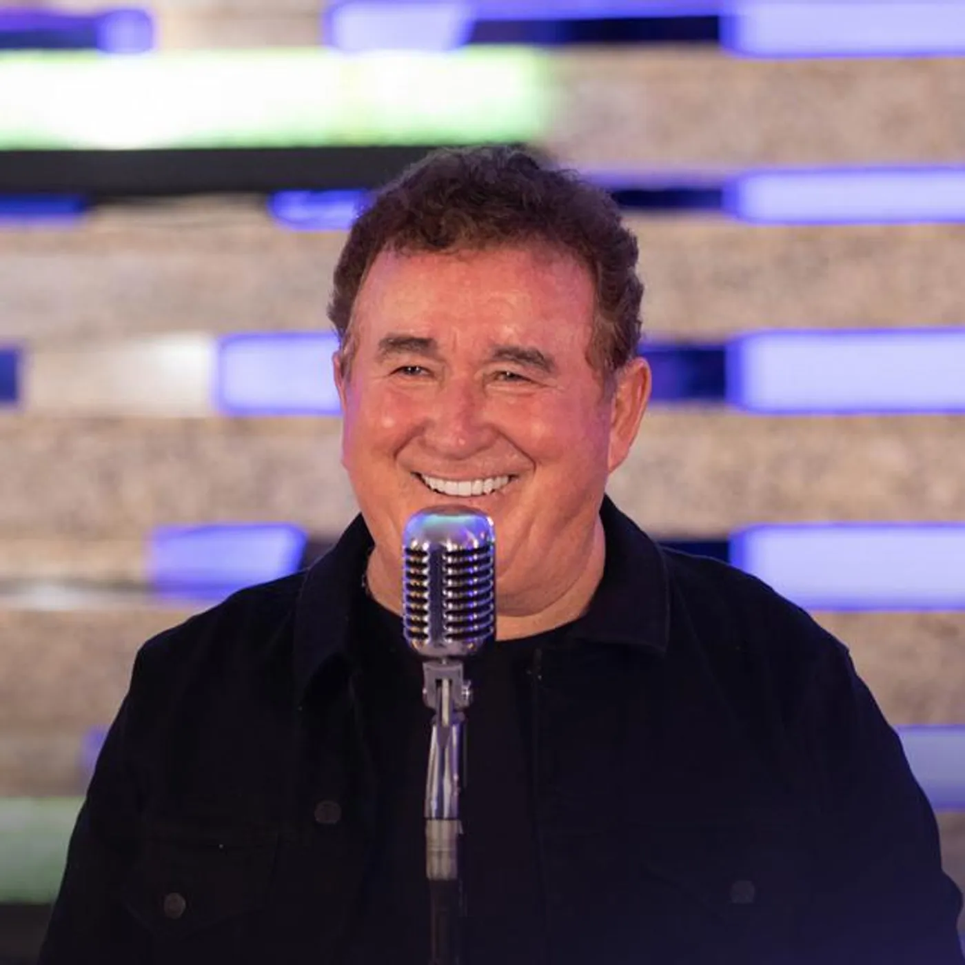 Amado Batista Brand Page