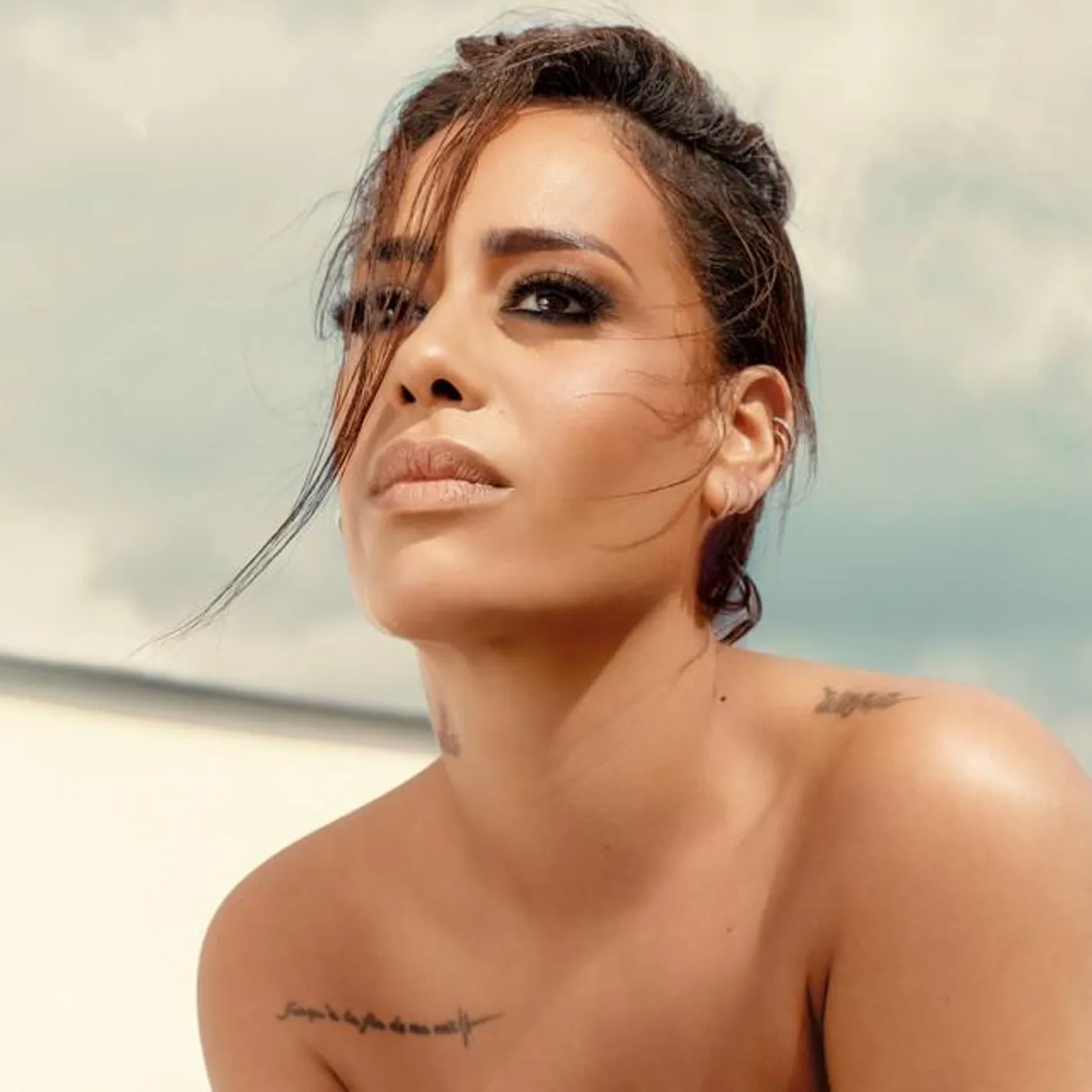 Amel Bent Brand Page