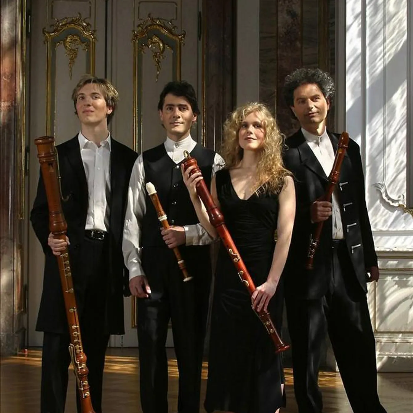 Amsterdam Loeki Stardust Quartet Brand Page