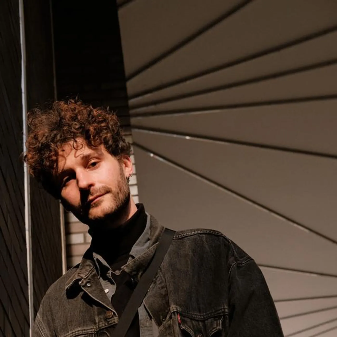 Ant Antic Brand Page