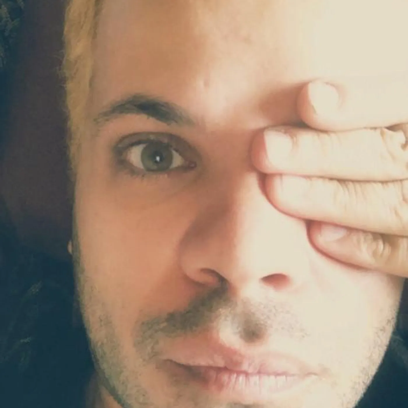 André Whoong Brand Page