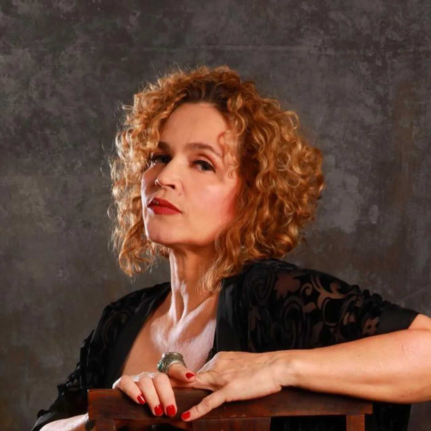 Andréa Pinheiro Brand Page