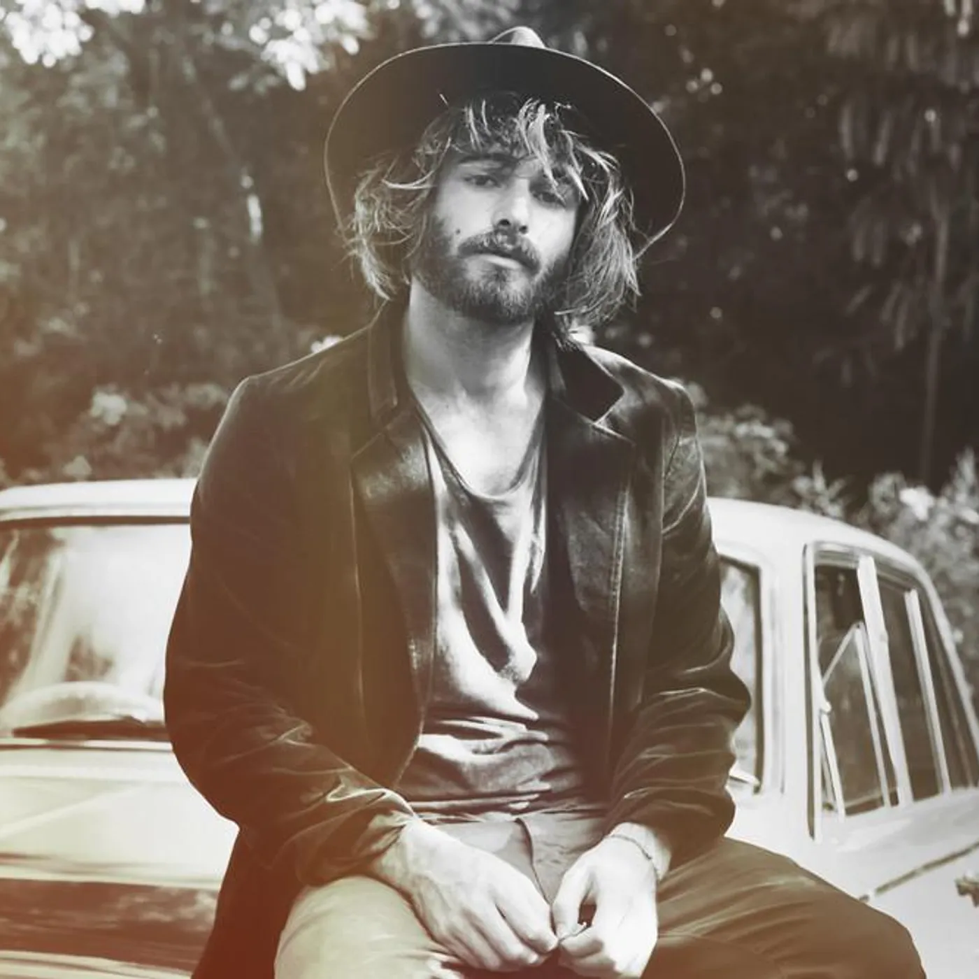 Angus Stone Brand Page