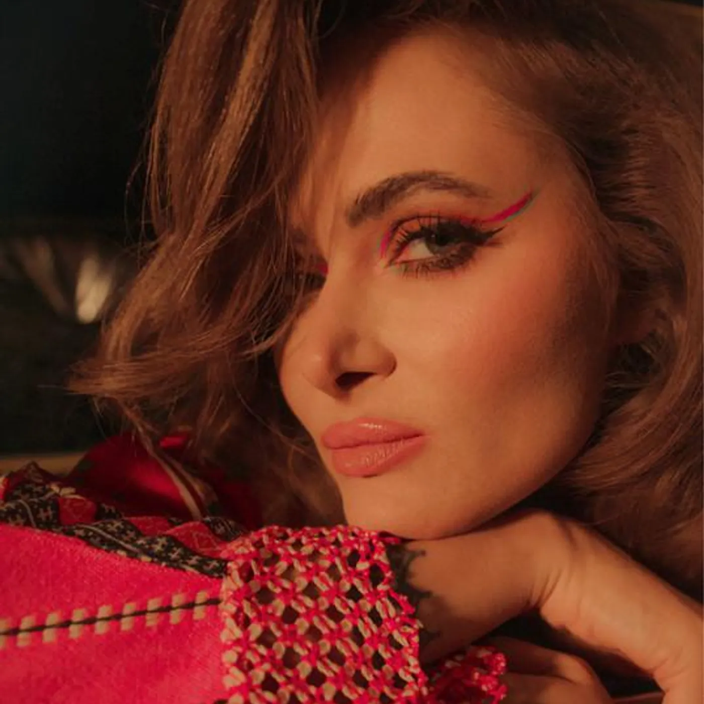 Ania Rusowicz Brand Page